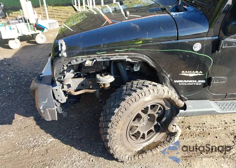 2014 Jeep Wrangler Unlimited Sahara from USA, damaged, VIN 1C4BJWEG6EL221770